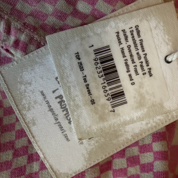 Magnolia Pearl Piecewise Viggo Pocket Tee - Picture 6 of 6